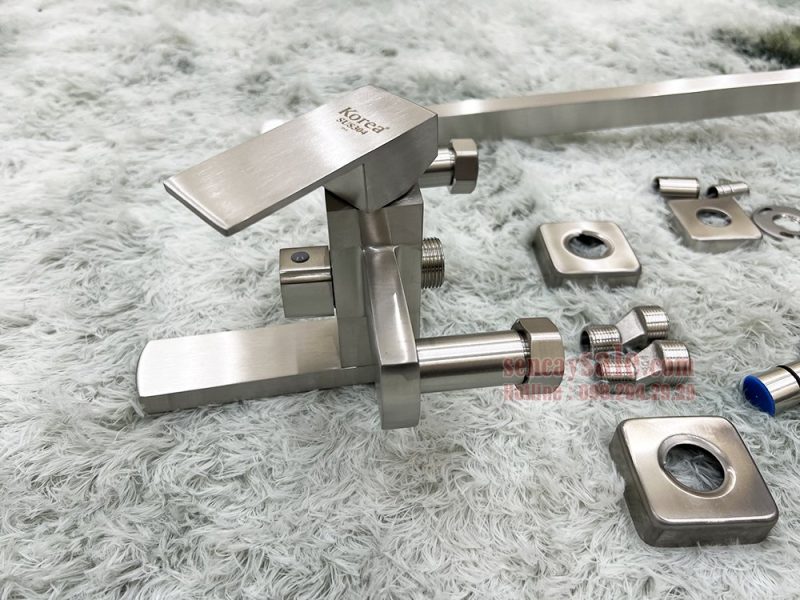 Củ sen inox 304 cho phép điều chỉnh nóng lạnh, 3 chế độ nước